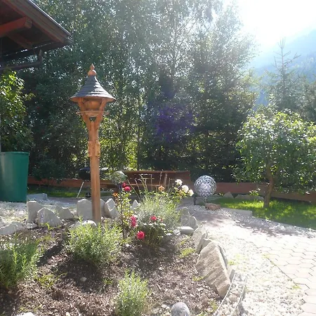 Familienferienwohnung Manuela Scherer * Neukirchen am Großvenediger